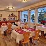 Hotel Bernerhof 3*
