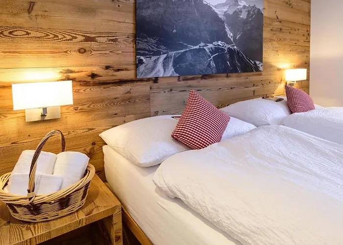 Готель Bernerhof 3*